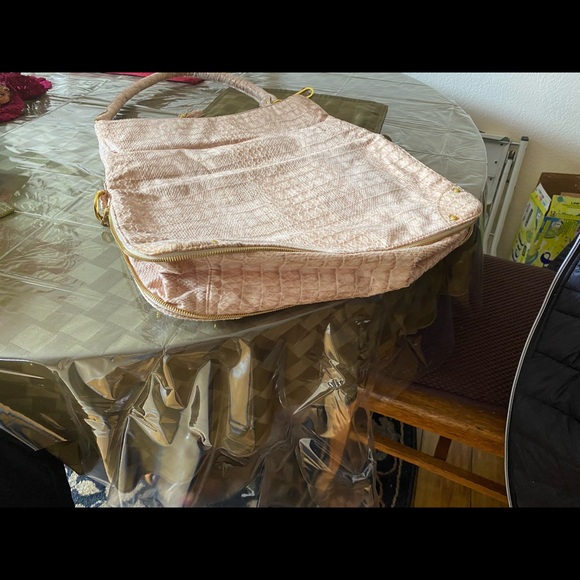 JM Collection Handbag - Picture 3 of 5